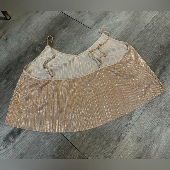 Victoria’s Secret large metallic rose gold crop tank top camisole pink shiny - Picture 5 of 6